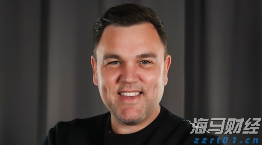 广湛高铁茂名南站站名标识亮相