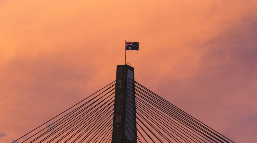 C3.ai(AI.US)大幅下调营收预期33%并重组全球销售团队