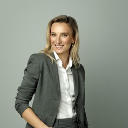 近400亿人次！1至7月我国交通出行火热